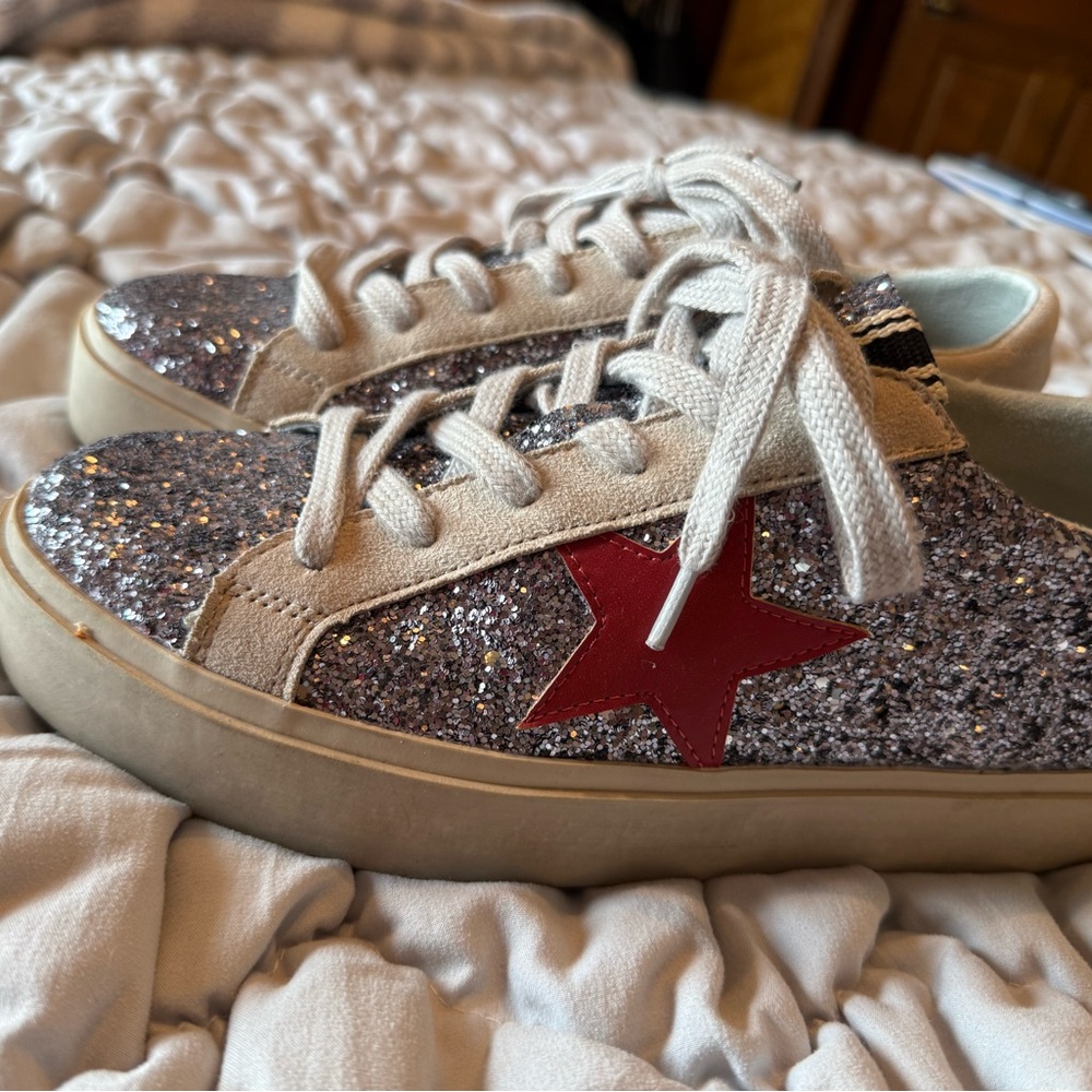 ShuShop Glitter Sneakers with Red Star